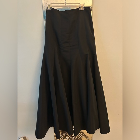 Ann Taylor Maxi Mermaid Skirt - Picture 4 of 4